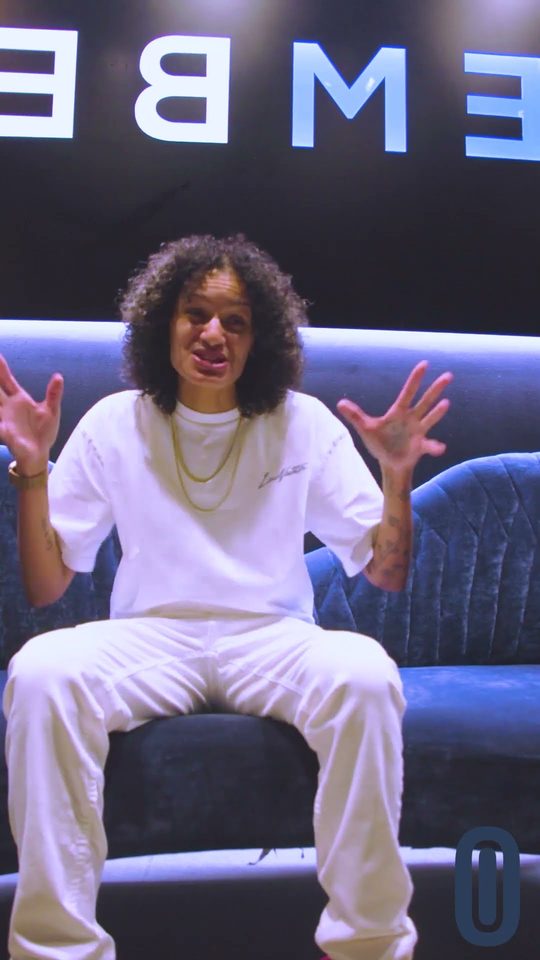 X. Eyeé interviewed on the truth about AI